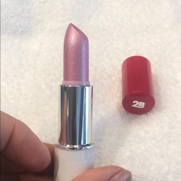 2B Lipstick “ Strawberry Cupcake “ - Picture 2 of 3